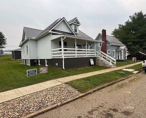 12 S 6th St, Jacksonville, OH, 43138 | Card Image