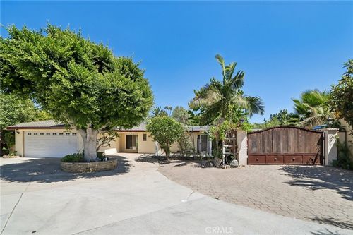 12312 Newport Ave, North Tustin, CA, 92705-3207 | Card Image