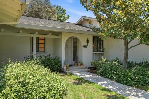 5449 Cribari Grn, San Jose, CA, 95135 | Card Image