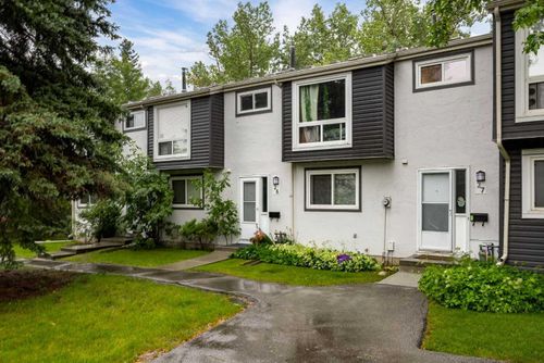 27-11407 Braniff Rd Sw, Calgary, AB, T2W1C5 | Card Image