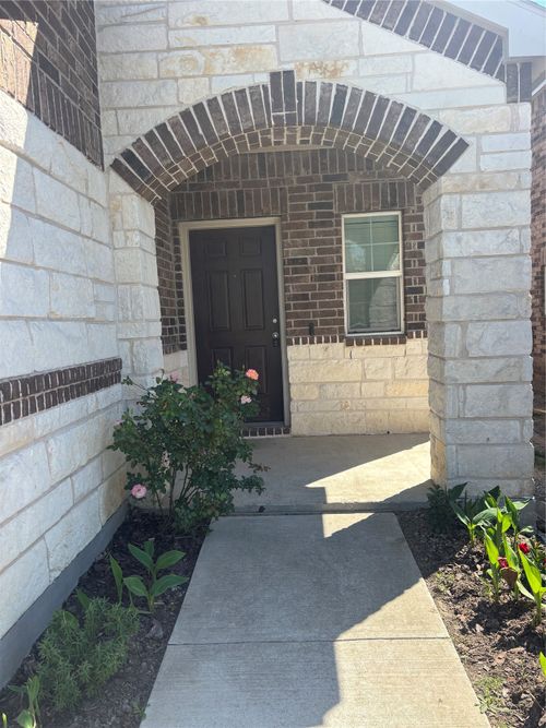 1103 Castroville Dr, Forney, TX, 75126-5430 | Card Image