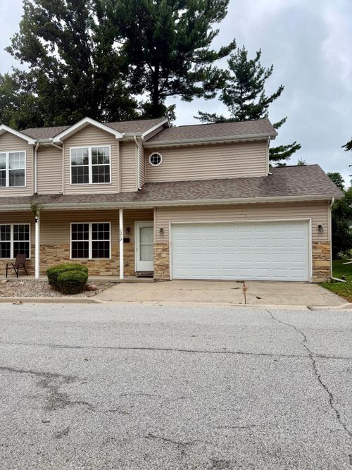 1217 Baron Ct, Valparaiso, IN, 46383 | Card Image