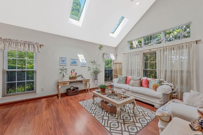 10 Lyons Ln, House other with 4 bedrooms, 3 bathrooms and null parking in Coram NY | Image 4