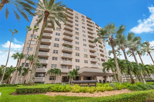 1120-90 Edgewater Drive, Coral Gables, FL, 33133 | Card Image