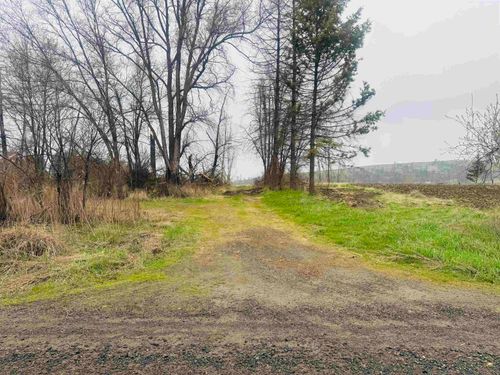 10524 S Murphy Rd, Cheney, WA, 99004-9683 | Card Image