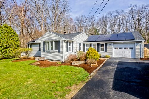 11 Butler Rd, Wilbraham, MA, 01095-1808 | Card Image