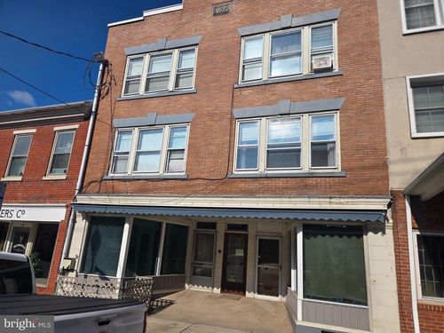 44-42 S 4th St, Hamburg, PA, 19526-1260 | Card Image