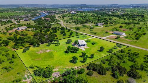 1049 Hells Gate Loop, Strawn, TX, 76475-2426 | Card Image