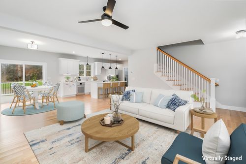 7-3-293 Sandown Rd, Fremont, NH, 03044-3336 | Card Image