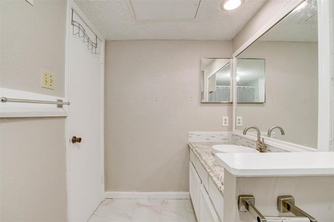 APT-45C - 12400 Overbrook Ln, Townhouse with 1 bedrooms, 1 bathrooms and null parking in Houston TX | Image 16