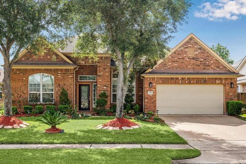 2401 Harbor Chase Dr, Pearland, TX, 77584-3455 | Card Image