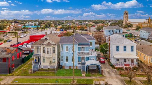 3309 Sealy St, Galveston, TX, 77550-4005 | Card Image