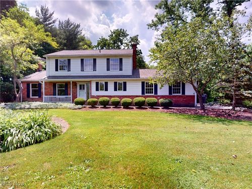 9191 Mulberry Rd, Chesterland, OH, 44026-1519 | Card Image