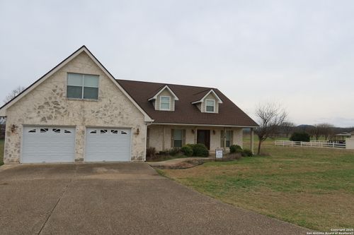 178 Spring Creek Cir, Bandera, TX, 78003-4319 | Card Image