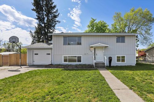 4128 E Cleveland Ave, Spokane, WA, 99217-7027 | Card Image