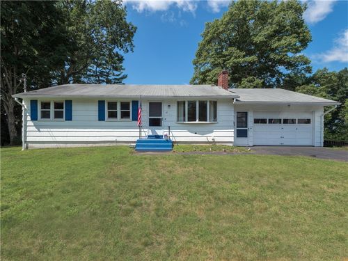 35 Williams St, Coventry, RI, 02816-5858 | Card Image