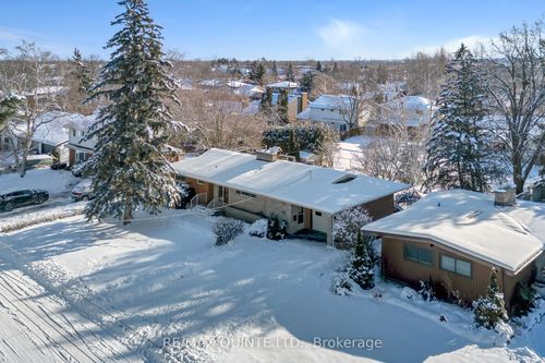 9 Sunset Dr, Belleville, ON, K8N1Y4 | Card Image