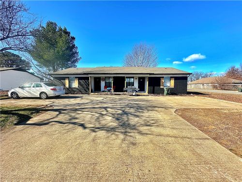 1225-1227 N Carlsbad Trce, Fayetteville, AR, 72704-5825 | Card Image