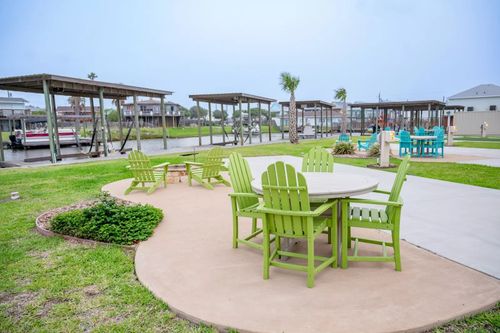 3-101 Caribbean Dr, Corpus Christi, TX, 78418-2837 | Card Image