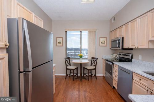 apt-1007-3200 N Leisure World Blvd, SILVER SPRING, MD, 20906-7622 | Card Image