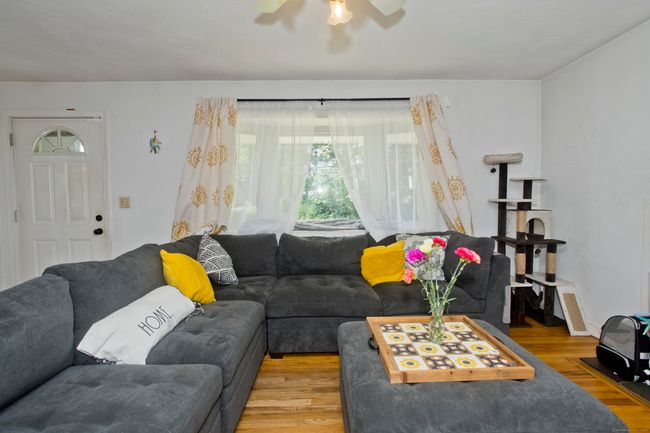 198 Connecticut Ave, House other with 3 bedrooms, 2 bathrooms and null parking in Newington CT | Image 5