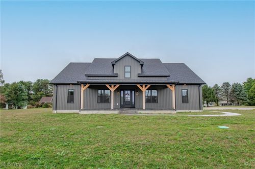 49981 N Park Cir, East Liverpool, OH, 43920-8901 | Card Image