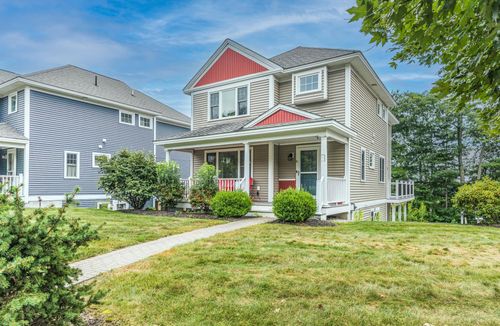 6 Rocky Ridge Cir, Exeter, NH, 03833-7527 | Card Image