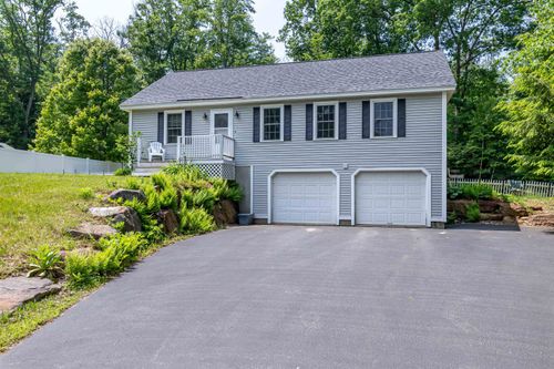 55 Snowshoe Trl, Hopkinton, NH, 03229-3154 | Card Image