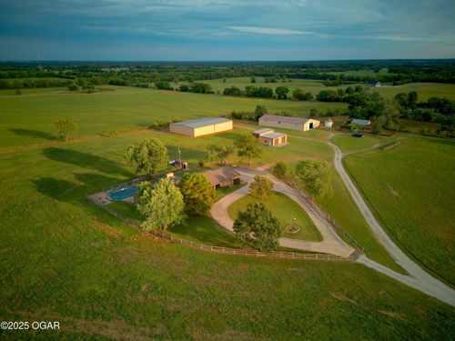 21043 Highway 59, Parsons, KS, 67357 | Card Image