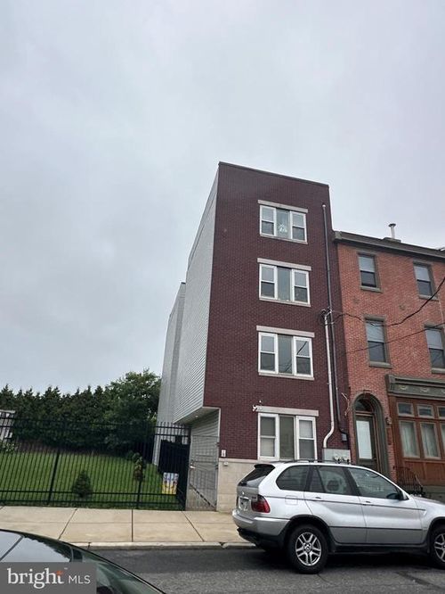 811 N Franklin St, PHILADELPHIA, PA, 19123-2019 | Card Image