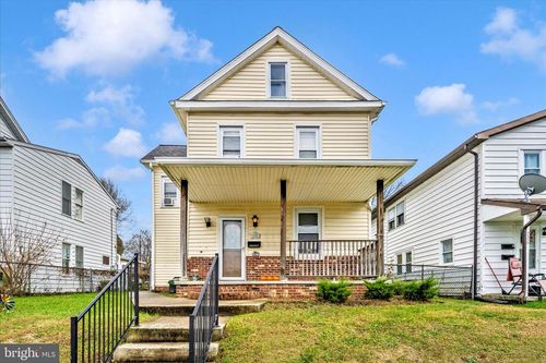 720 Maryland Ave, HAGERSTOWN, MD, 21740-6356 | Card Image