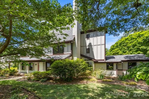 5335 Lansing Dr, Charlotte, NC, 28270-6033 | Card Image