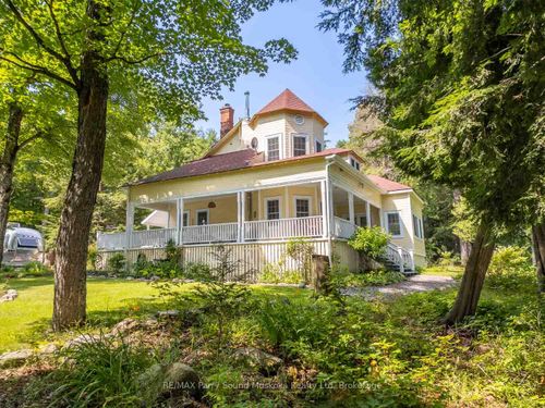 108 Starratt Rd, Burks Falls, ON, P0A1C0 | Card Image