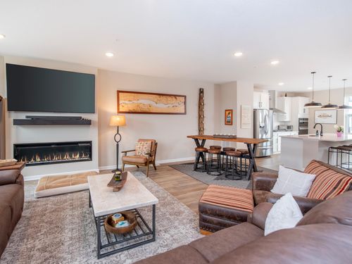 unit-l-900 Mount Curve Blvd, Saint Paul, MN, 55116-3712 | Card Image