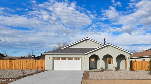 10401 N Loop Blvd, California City, CA, 93505-1588 | Card Image