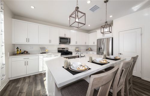 13438 Limestone Dr, Yucaipa, CA, 92399-6619 | Card Image