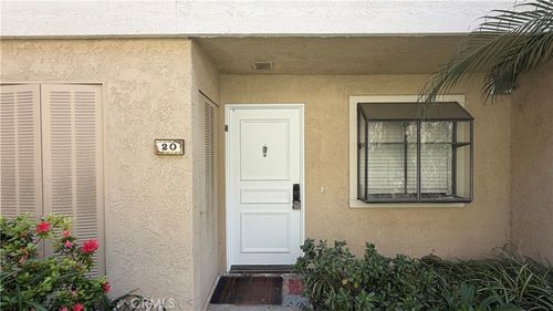 20 Lakepines, Irvine, CA, 92620-1915 | Card Image