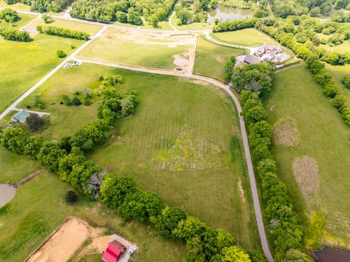 9016 Possum Trot Trl, College Grove, TN, 37046 | Card Image