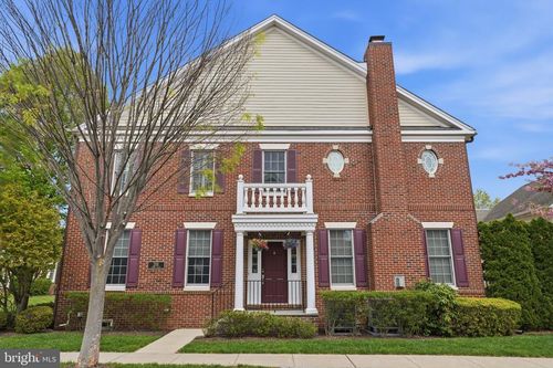 68-201 Jenks Aly, NEWTOWN, PA, 18940-4511 | Card Image