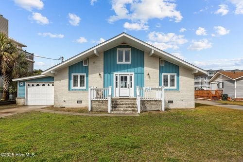 247 Bay View Blvd, Atlantic Beach, NC, 28512-5511 | Card Image
