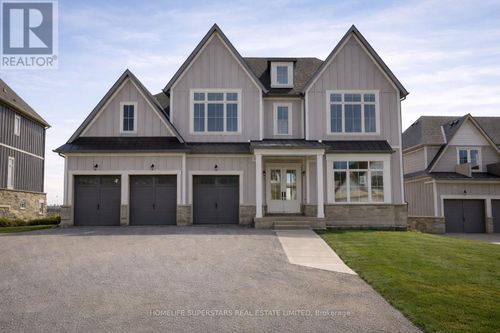 13 Barnes Dr, Oro Medonte, ON, L0L2L0 | Card Image