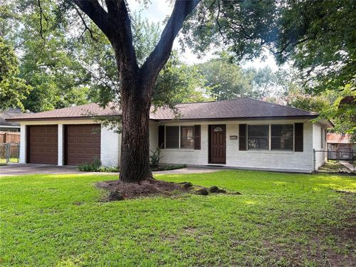 1510 N San Jacinto Street, Conroe, TX, 77301 | Card Image