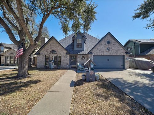 2306 Park Wood Dr, Portland, TX, 78374-3221 | Card Image