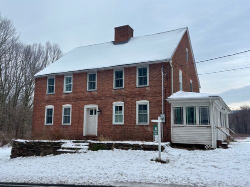 1095 S Grand St, West Suffield, CT, 06093-3435 | Card Image