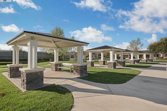 2961 Clear Point Way, House other with 2 bedrooms, 2 bathrooms and 2 parking in Manteca CA | Image 53