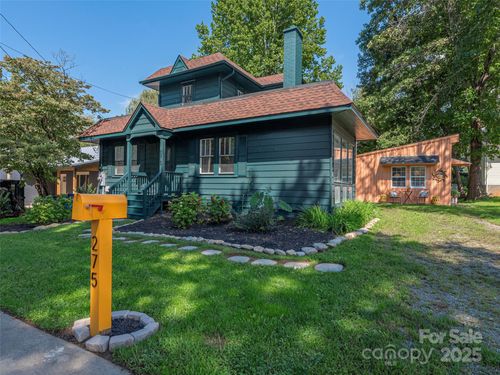 275 Richland St, Waynesville, NC, 28786-3799 | Card Image