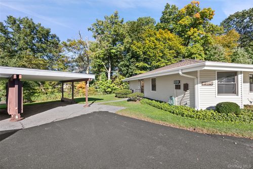 a-38 Sussex Dr, Yorktown Heights, NY, 10598-1645 | Card Image