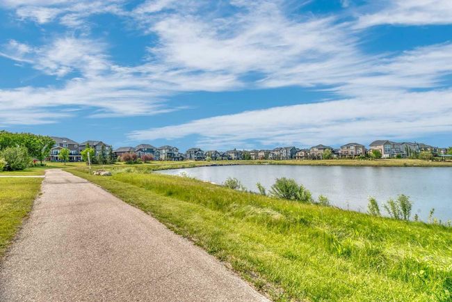 341 Rainbow Falls Way, House other with 4 bedrooms, 4 bathrooms and 6 parking in Chestermere AB | Image 9