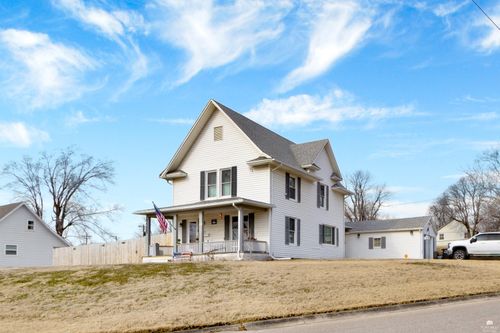 1121 Court St, Clay Center, KS, 67432-2728 | Card Image