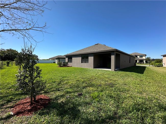 back yard view to patio | Image 6